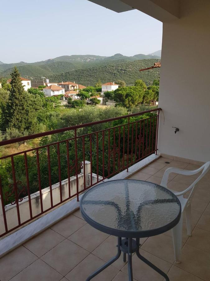Eva'S Apartments Nafpaktos エクステリア 写真