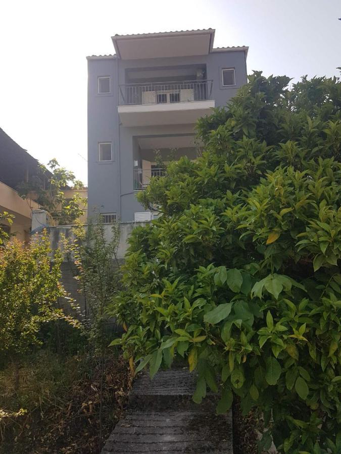Eva'S Apartments Nafpaktos エクステリア 写真
