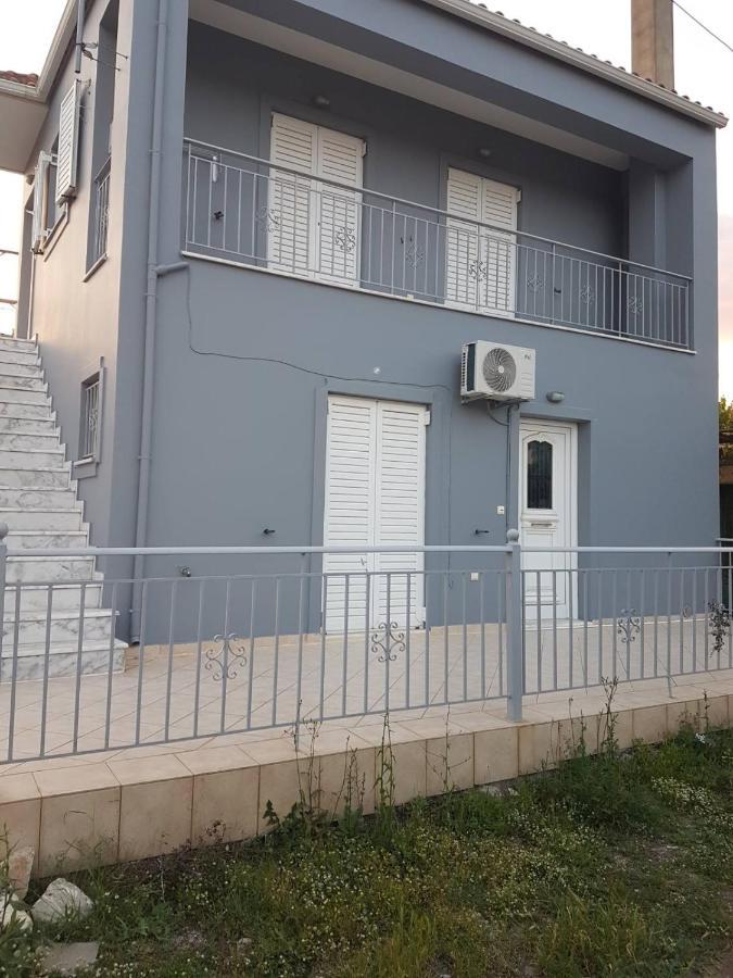 Eva'S Apartments Nafpaktos エクステリア 写真