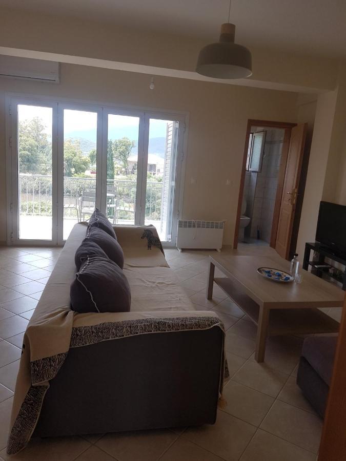 Eva'S Apartments Nafpaktos エクステリア 写真