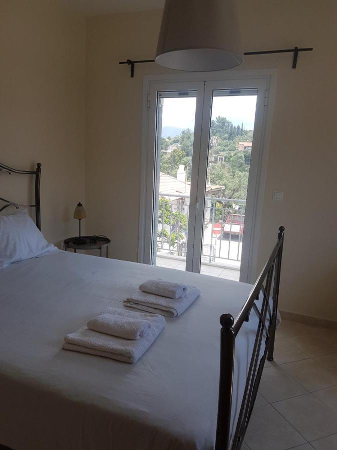 Eva'S Apartments Nafpaktos エクステリア 写真